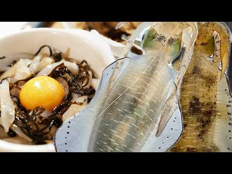 Видео: Как японцы ловят и готовят лучших рифовых кальмаров (ТИПРУН ЭГИНГ в заливе Осака)