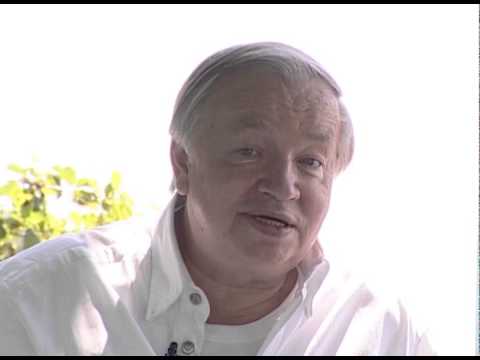 Видео: Семья Кеннеди. Вспоминает Андрей Вознесенский