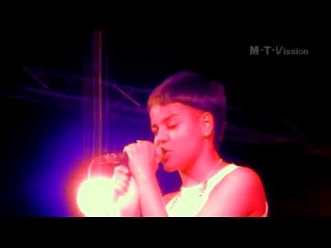 Видео: Suzanna Abdulla - Привыкаю Отвыкать (Get Used To Wean) [Live in Moscow 19.07.2014]