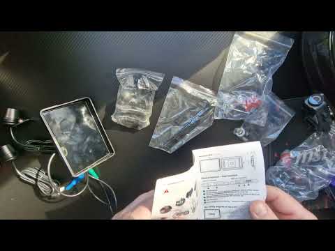 Видео: Android Auto или Apple CarPlay + видеорегистратор + TPMS на мотоцикл