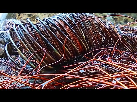 Видео: МЕДЬ ЗА ТЯЖЁЛЫЙ ТРУД!/ДОБЫЧА МЕТАЛЛОЛОМА НА СВАЛКЕ/135/