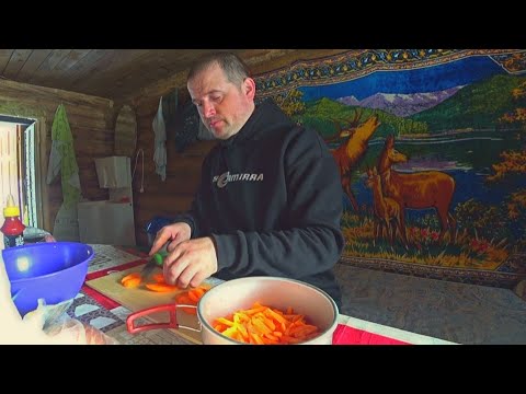 Видео: Готовим плов на закрытие зимнего сезона! Удачная рыбалка на хариусу по последнему льду!