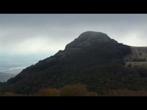 Видео: Природен парк „Сините камъни“