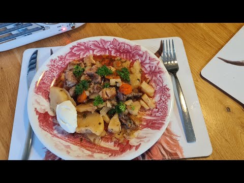 Видео: Сегодня я готовлю ирландское блюдо Дублин Коддл (по-гагински).🏡