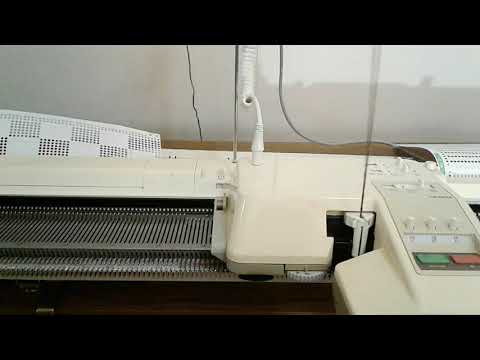 Видео: Набор и закрытие петель робот-кареткой Brother