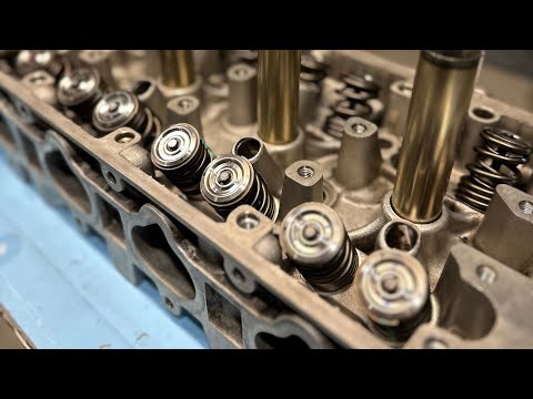 Видео: Сборка ГБЦ от Хонды s2000.