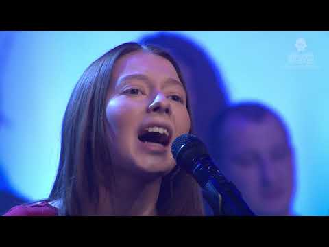Видео: Концерт ЧИТАЛКИН - 2020. "Чучело" (отрывок). Владимир Железников. Читает Полина Прыкина.
