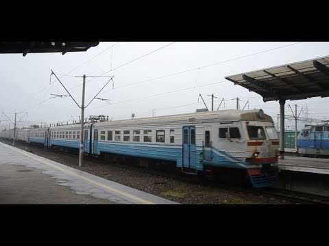 Видео: Kiev.Darnitskiy railway station (Darnitsa)/Киев.Дарницкий вокзал (Железнодорожный вокзал "Дарница")