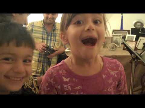 Видео: Дмитрий Хворостовский  . Видео от Димы о моём 50-летие в Сиэтле. 2009г.