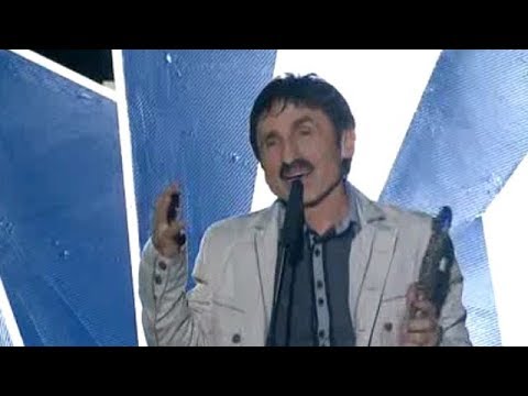 Видео: Милко Калайджиев награден за Песен на годината -“За да те забравя” | 8-ми Годишни Награди на Планета