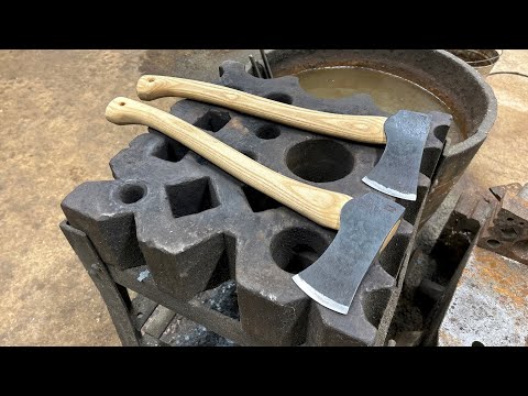 Видео: Ковка топоров из магазинного хлама