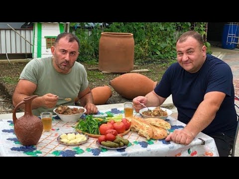 Видео: БЛЮДО из КОРОВЬИХ ХВОСТОВ. МЯСО в КАЗАНЕ.