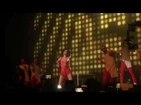 Видео: Ольга Бузова - Нам Будет Жарко LIVE Москва 03.11.2017 Известия Hall