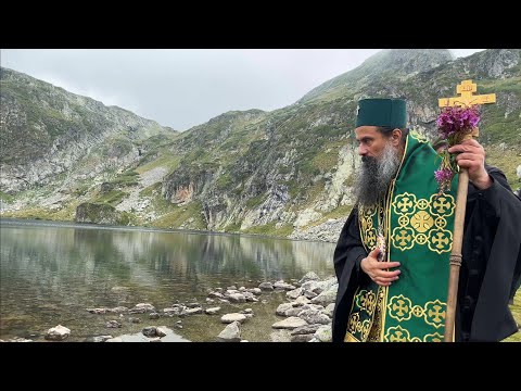 Видео: Пешеходен преход с Българският патриарх до ез.,,Бъбрека." Водосвет, оглавен от Н.Св. патриарх Даниил