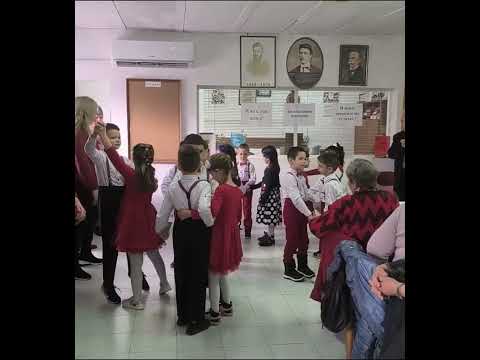 Видео: Виждам те, гледам те