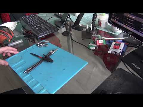 Видео: мелочь под шуруповёрт - торцевая бита Dewalt,  удлинитель Milwaukee, китайские биты