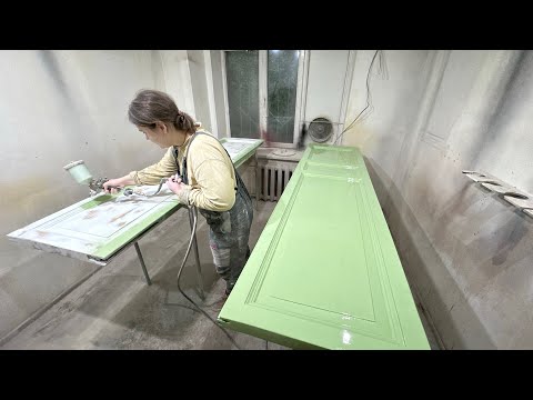 Видео: Как реставрируются старые двери? Работа реставрационной мастерской #реставрациядверей #реставрация