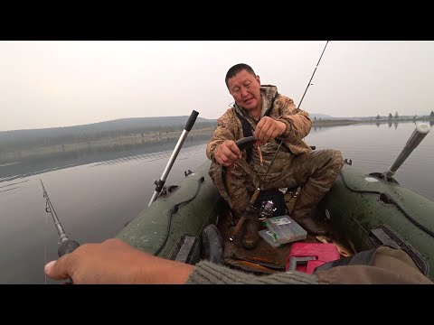 Видео: КЛЁВАЯ УТРЯНКА НА СПИННИНГ В ОЙМЯКОНЬЕ.