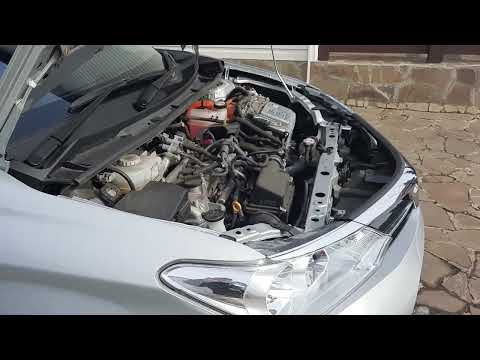 Видео: Не заводится Гибрид Toyota Corolla Fielder 2019