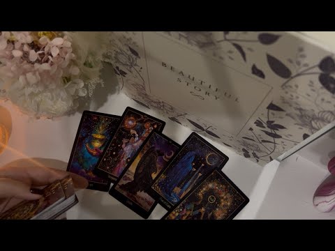 Видео: ✨ Загаданный Мужчина: как поживает, Его Мысли о Вас, Его действия ✨