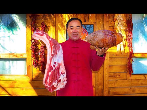 Видео: Лучший способ съесть Таро! Секретный рецепт! Таро и свинина, тушеные в глиняном горшочке!