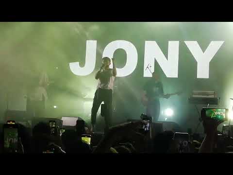 Видео: JONY - Пустота. Концерт в Москве. FLACON. 05.08.2022