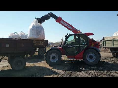 Видео: Разбросали удобрения.Немного буксуем
