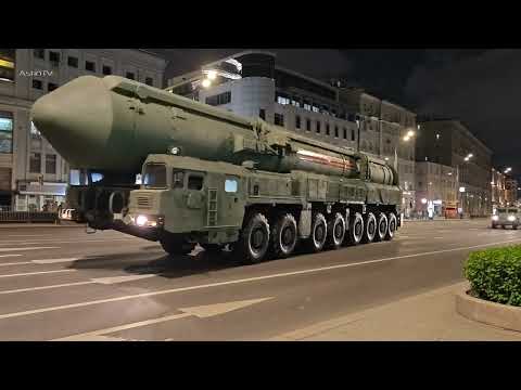 Видео: Москва. Ночная репетиция парада 2023