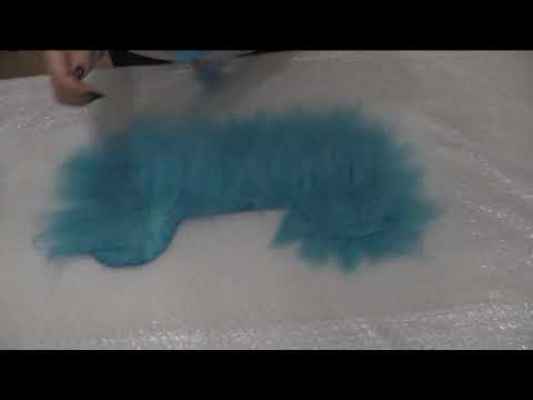 Видео: Как свалять валенки для малыша в домашних условиях.