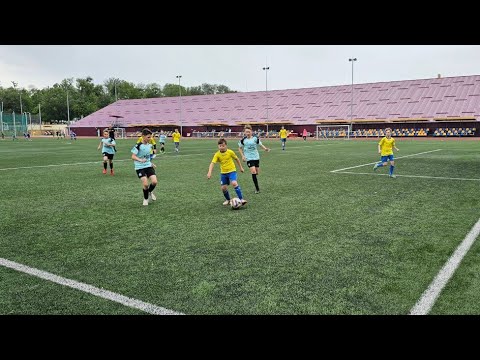 Видео: 2011/12 FC Lime - ДЮСШ Томаківка 26.05.2024 (ЧО U-13)