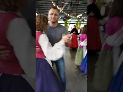 Видео: Народныя танцы. Танцуе Аляксей Крукоўскі і Ганна Разіна.