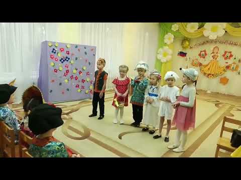 Видео: День народного единства в корпусе "Елочка"