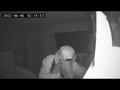 Видео: 6 самых тревожных вещей, запечатлённых на домашней камере видеонаблюдения