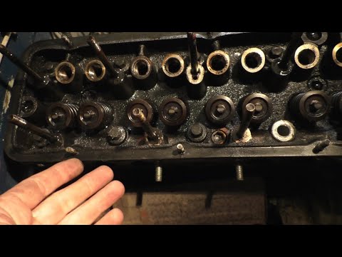 Видео: КАК ВЫКРУТИТЬ  БОЛТ  ГБЦ  ЕСЛИ У НЕГО СЛИЗАНЫ ГРАНИ.