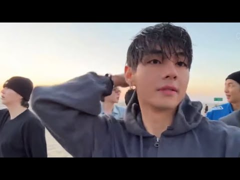 Видео: Только что стало известно! Президент Кореи посмотрел новый клип Тэхёна из BTS. Каковы факты?