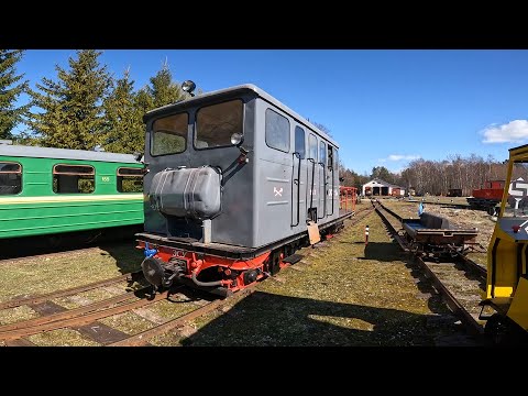 Видео: Запуск и манёвры мотовоза ЭСУ-2а-247 / ESU-2a-247 engine start and shunting