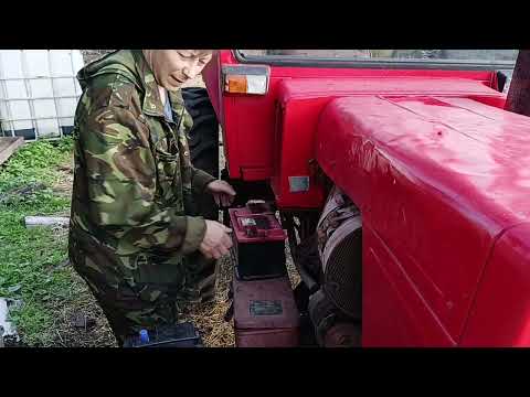 Видео: новый аккумулятор для трактора т-25