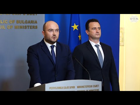 Видео: Георги Георгиев: Има предупреждение за спиране на плащанията от някои български банки с "Лукойл"