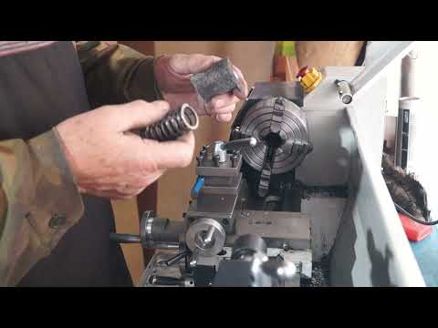 Видео: Четырёх кулачковый патрон с независимым перемещением кулачков.