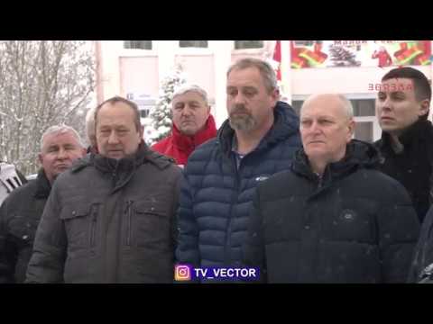 Видео: В Боровухе установили новый памятный знак
