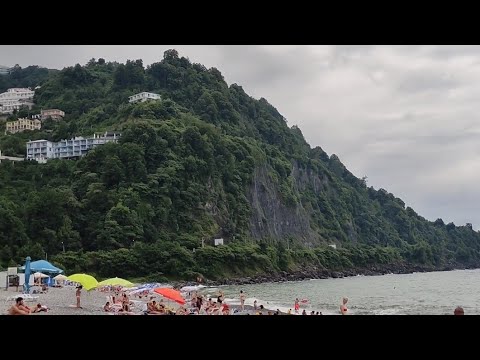 Видео: Пляж в Квариати. Как доехали, как устроились.