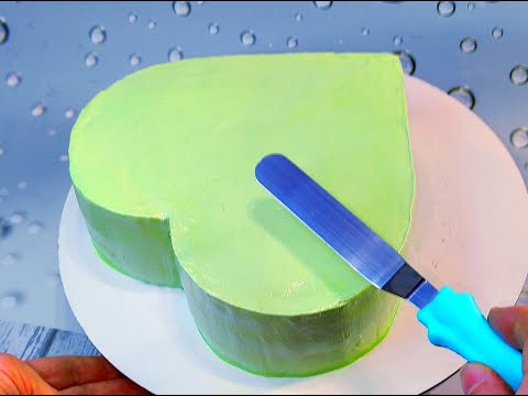 Видео: 💖КАК из обычной КРУГЛОЙ формы сделать форму СЕРДЦЕ!💖НЕКОТОРЫЕ нюансы ВЫРАВНИВАНИЯ  БЗК торта СЕРДЦЕ!