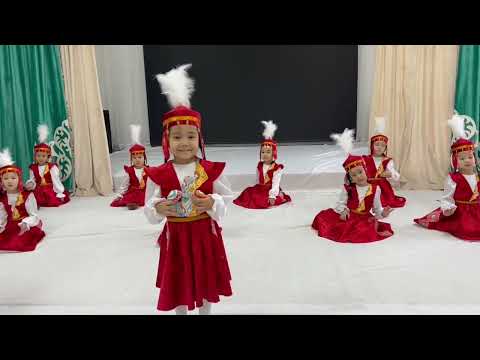 Видео: Қазақ биі. Алтын ұя жұлдыздары.Ересек тобы. Би үйірме жетекшісі Оңғарбаева Сара