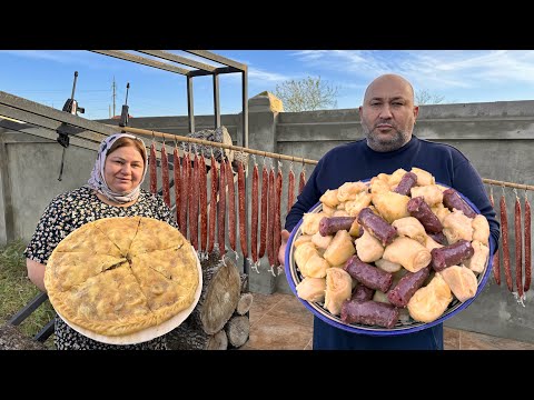 Видео: Готовим Два Разных Блюда С Колбасой Рецепт Для Встречи Гостей!