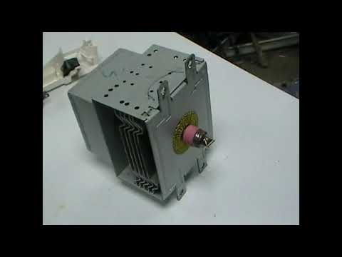 Видео: Микроволновка самсунг  Выбивает предохранитель при открывании дверцы  Ремонт