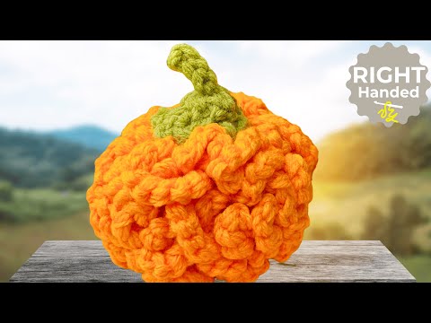 Видео: Как связать тыкву крючком, используя только пряжу и крючок!