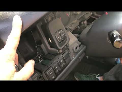 Видео: MAZDA MPV замена радиатора печки