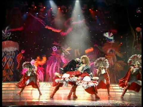 Видео: Александр Песков - Смотрите, я играю (шоу в Кремле)Part 12/13