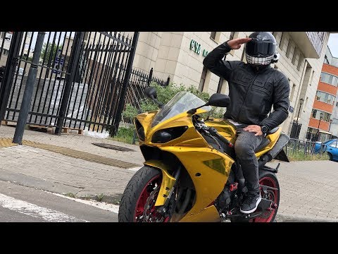 Видео: Шашки по Москве на Yamaha R1 | Ночная покатуха