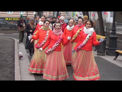 Видео: 2020 03 08 Харинама с Божествами на Маяковской (1/2)